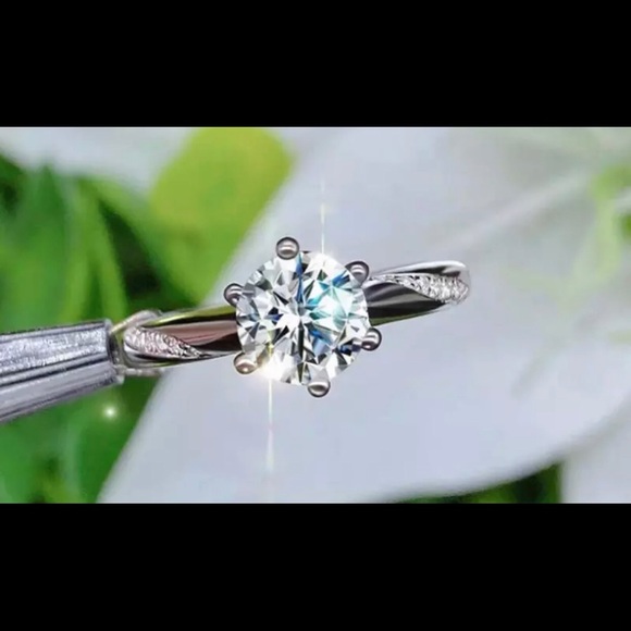 Jewelry - Size 10